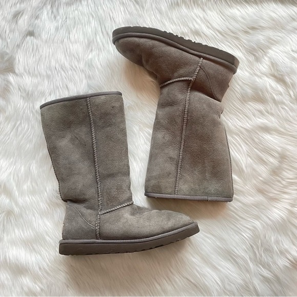 UGG Shoes - UGG Women’s Classic Tall Boots in Gray Size 7